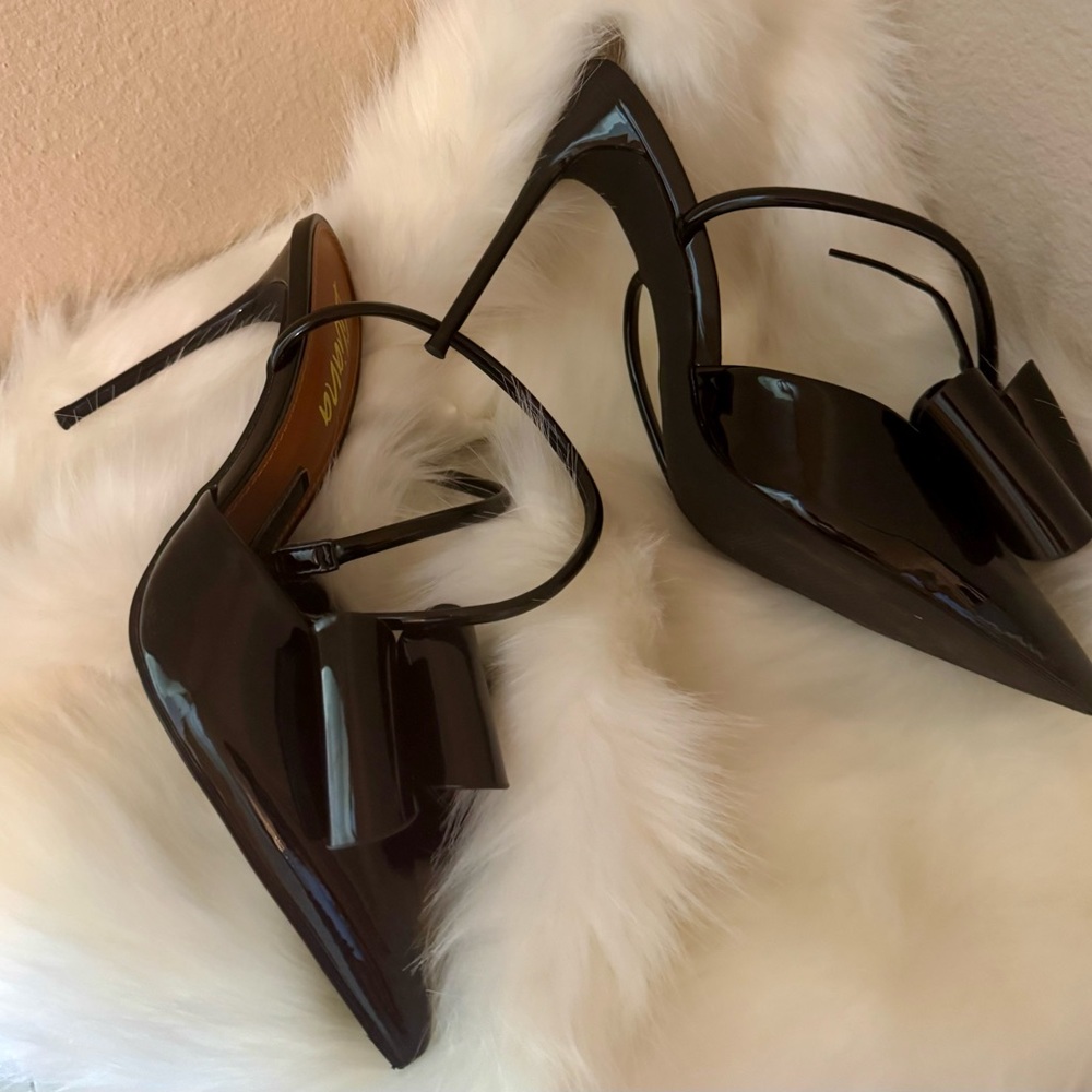 Elegant Black Women's Heels Size 9 - Picture 12 of 12